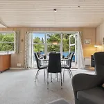 Ved Heksebjerg Vi Tatil Evi Blåvand
