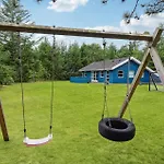 Ved Heksebjerg Vi Tatil Evi