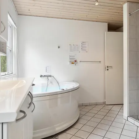 Amazing Home In Blavand With Sauna Σπίτι διακοπών